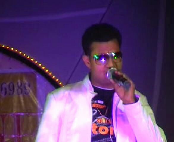 professional male singer Ashdod Israel